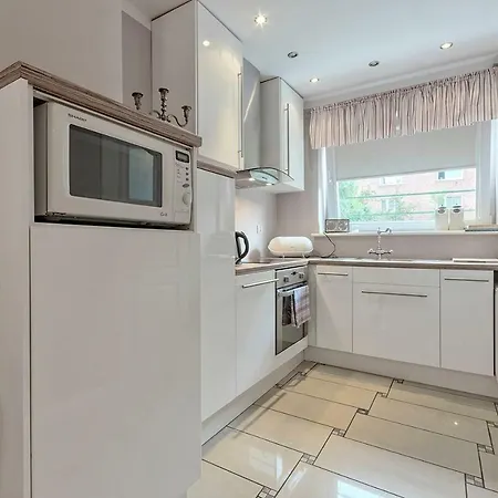 Zagrodowa 8 Apartment *