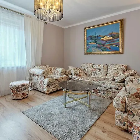 Zagrodowa 8 Apartment